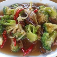 Broccoli and mushrooms at Logband Cozy Resto & Bakery in Waisai