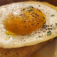 Close up of the vegan sunny side up at A Lo Vegano in Orlando