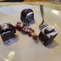 Trancio al cioccolato e frutti di bosco #Veganuary at Ristorante Cucina Briganti in Faenza