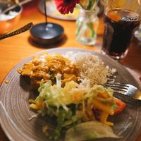 Goan Masala Planted, Reis und Salat  at AMRIT - Schöneberg in Berlin