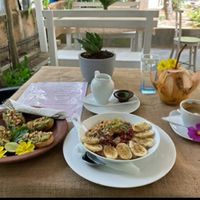 breakfast (avocado toast + porridge)  at Spa Una & Eco Café in Unawatuna