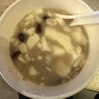 花生汤豆花 (added red beans)  at First Memory in Taipei