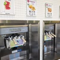 Vegan yogurt options at The Skinny Dip in Hollywood