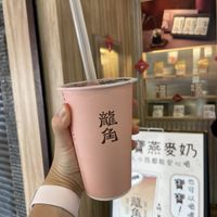 Oatside milk tea   at Dragon Horn 龍角 中山馬偕店 in Taipei