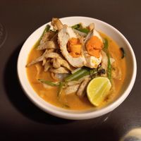Sukothai noodles in spicy tom yum soup at Kem-Kon Pahurat (เข้ม-ข้น พาหุรัด) in Bangkok