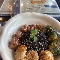   at Kem-Kon Pahurat (เข้ม-ข้น พาหุรัด) in Bangkok