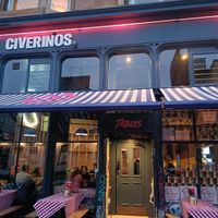 Outside at Civerinos Slice - Finnieston in Glasgow