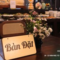 Bàn đặt được setup trước theo phong cách do khách hàng lựa chọn!
Nhà hàng Hứa Ý Đế Chay mang đến những món chay Á - Âu.
Địa chỉ: 20 - 22 H at Hứa Ý Đế Chay in Qui Nhon