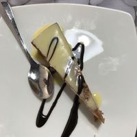 Tarta de Plátanos con Nueces y Chocolate Blanco at Quinoa Vegetariano in Elche