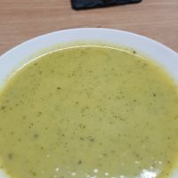 Crema de calabacín vegana at Comedor Vegetariano Elche in Elche