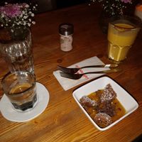 A very good hazelnut dessert at Goura Pakora in Berlin