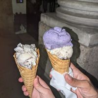 Cookies and cream (left), lavender/blueberry+ cookies and cream (right) at Veganista Ice Cream I in Vienna
