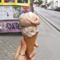 Dolche Vita and Tiramisu at Veganista Ice Cream I in Vienna