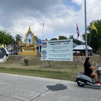 Free Vegans!  at Phet Phangan Local Municipal - เทศบาลตำบลเพชรพะงัน - Maybe closed in Koh Phangan