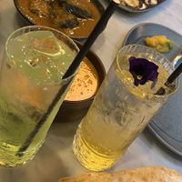 Flavour packed delights - aubergine (baingan ve) and the potatoes (aloo mutter ve). The Tamarind dal was also heavenly! They also had in house soda - lychee & cardamom  at Darjeeling Express  in London