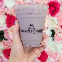Coconut milk tea at Raining Berries in St Petersburg