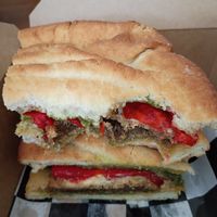 Bellisimo at Three Girls on Spring in Charleston