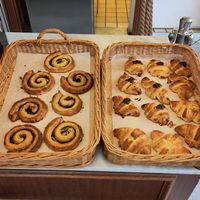 Pastries: Kanelsnegle and Croissants at V Sorte Hest in Copenhagen