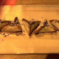 Gyozas de Edamame y Trufa - 9/10  at Shlen - Salamanca in Madrid