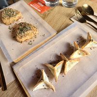 Gyozas de Edamame y Trufa/Arroz Frito Coreano  at Shlen - Salamanca in Madrid