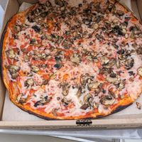 Mushroom and vegan cheese on gluten free vegan crust 😋 at Mister O1 in Aventura