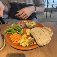 Veggie plate   at 27 Micro Roast in Kamakura