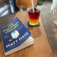 Pineapple and hibiscus juice at PhinHolic in Hue