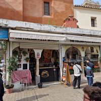 Choose toppings, ask for vegan at The Italian Pizza in Sevilla