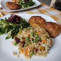 Lunch #Veganuary at Prashanti Restaurante y Tienda Naturalista in Neiva