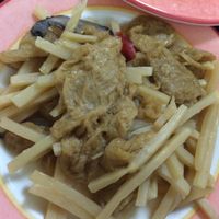 Bamboo shoots, mushroom and spicy pepper sautée at Senjo Handmade Gyoza Shop in Tokyo