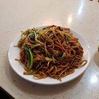 Fried noodles. Big dish, nice, salty and oily, with fresh vegetables. 8/10 at Jade Buddha Vegetarian 玉佛寺素斋馆 in Shanghai