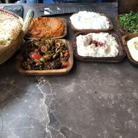 Mix of cold mezzes with warm bread (the Zjasjik is not vegan)  at Zaffraan in Amsterdam