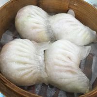 dumplings, just ok at Songyuelou in Shanghai