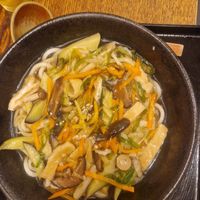 Bowl mit Gemüse und Soba-Spaghett at Kyoto Soba-Morihei in Kyoto