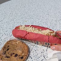 Hot dog and cookie at Disneyland - FAN-tastic Food Truck  in Chessy