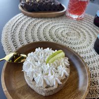 Pie de lima y brownie  at Sativo  in Puerto Varas