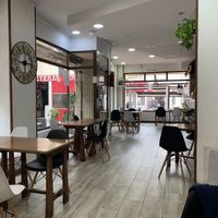 El local at Kapivar in Colmenar Viejo