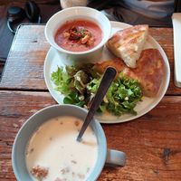  at Alaska Zwei in Tokyo