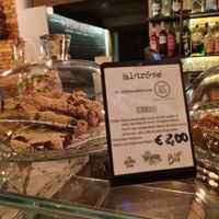 Vegan cookies at Altrove in Monza