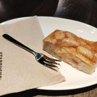 Apple cake at DUS - Starbucks - TB in Dusseldorf