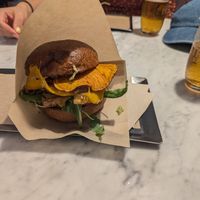 Chicken Burger vegano at Savta in Barcelona