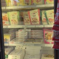 Vegan spring rolls at Park To Shop Supermarket in Chicago