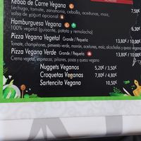 Pizzería con varias opciones veganas: dos clases de pizza, hamburguesa,  croquetas, nuggets, kebab at Itálica in Almeria