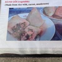 Banh Goi (no mrat) at Madam Lau in Quang Nam