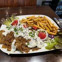 Gyrosteller mit Tzatziki at Green Republic in Erfurt
