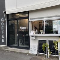 Store front  at COFFEE TALKS in Kamakura