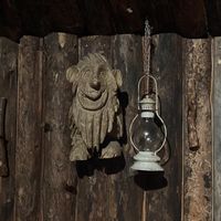 Art   at Velhonkota Oy in Aekaeslompolo