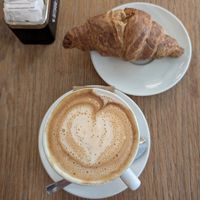 croissant and coffee at Teraferma in Venice