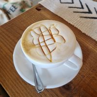 Oat milk caramel latte at Mateno Coffee - マテノコーヒー in Kagoshima