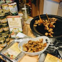 Sampling of toast with their vegetable seasoning at Lebe Gesund in Munich